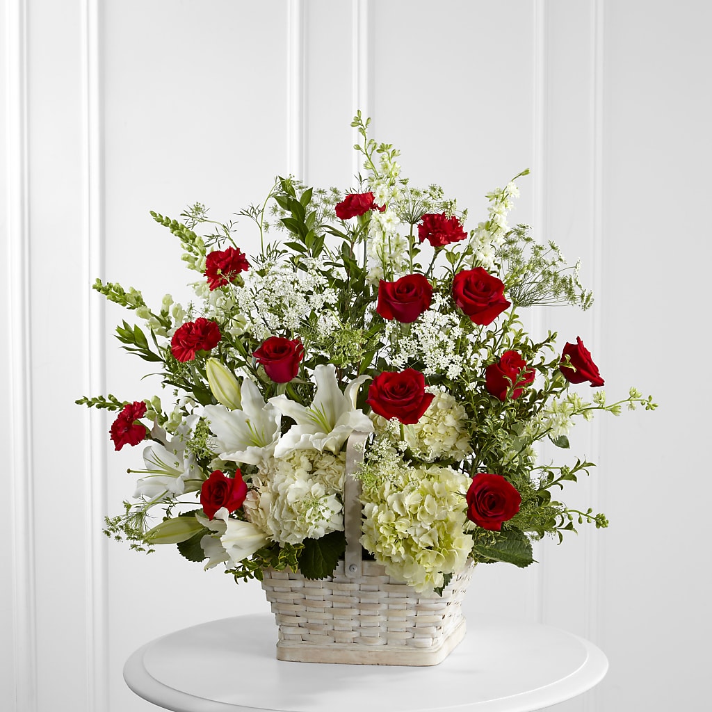 In Loving Memory Arrangement – Flowerland, Sioux City IA