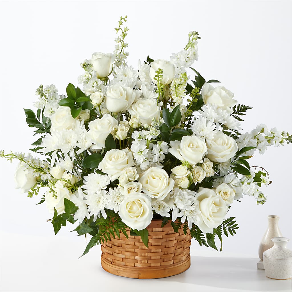 Heartfelt Condolences Arrangement – Flowerland, Sioux City IA