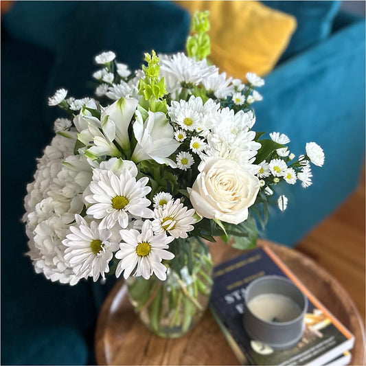 Classic Ivory – A Florist Original –  Flowerland, Sioux City IA